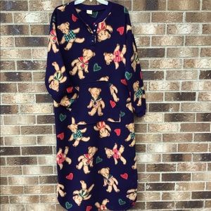 Cozy Fleece M/L Lounging Robe w/fun bears & heart design